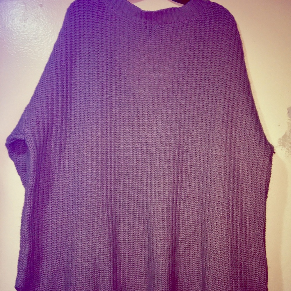 Plus size sweater - Picture 2 of 3